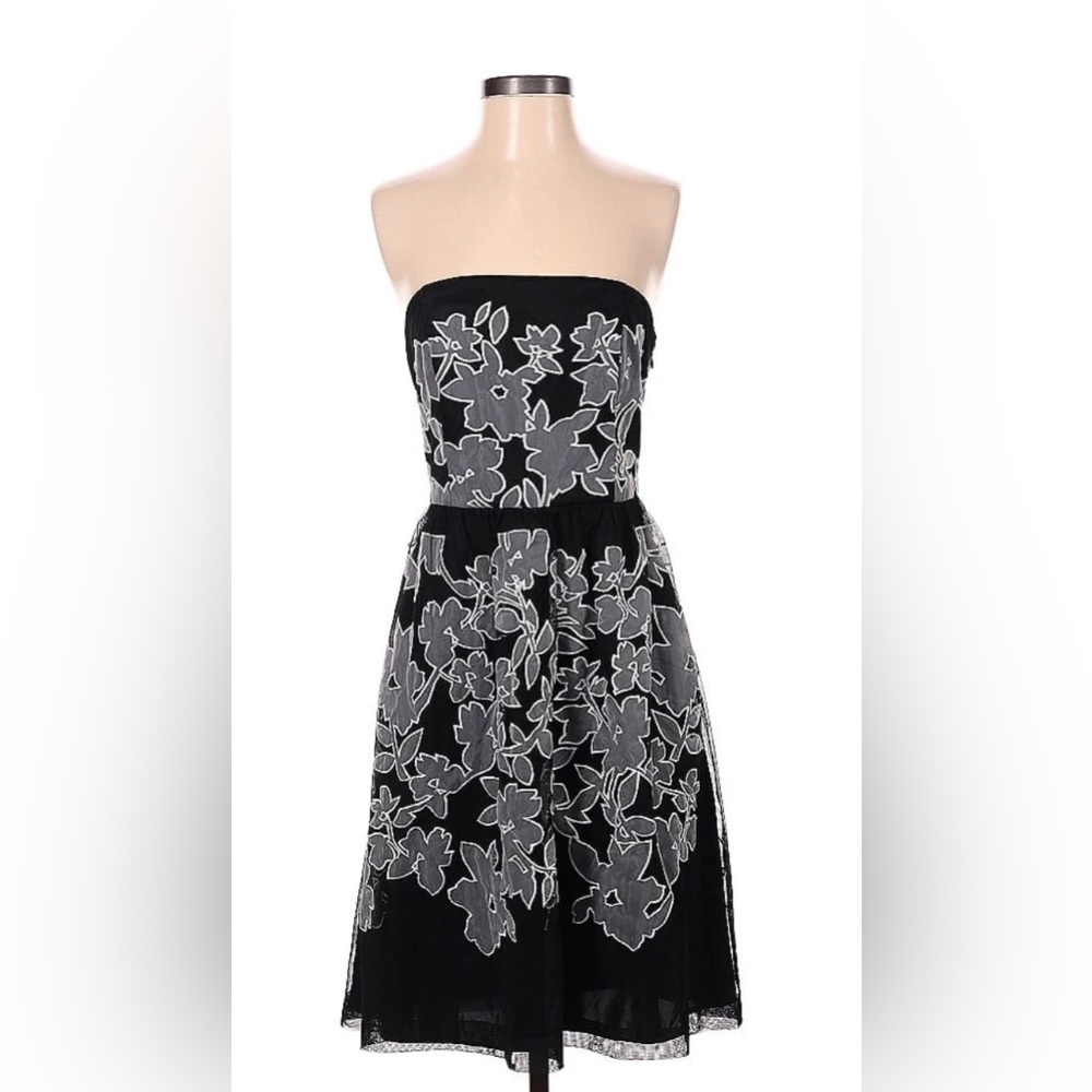 White House Black Market WHBM Strapless Black and Grey Floral Dress 12
